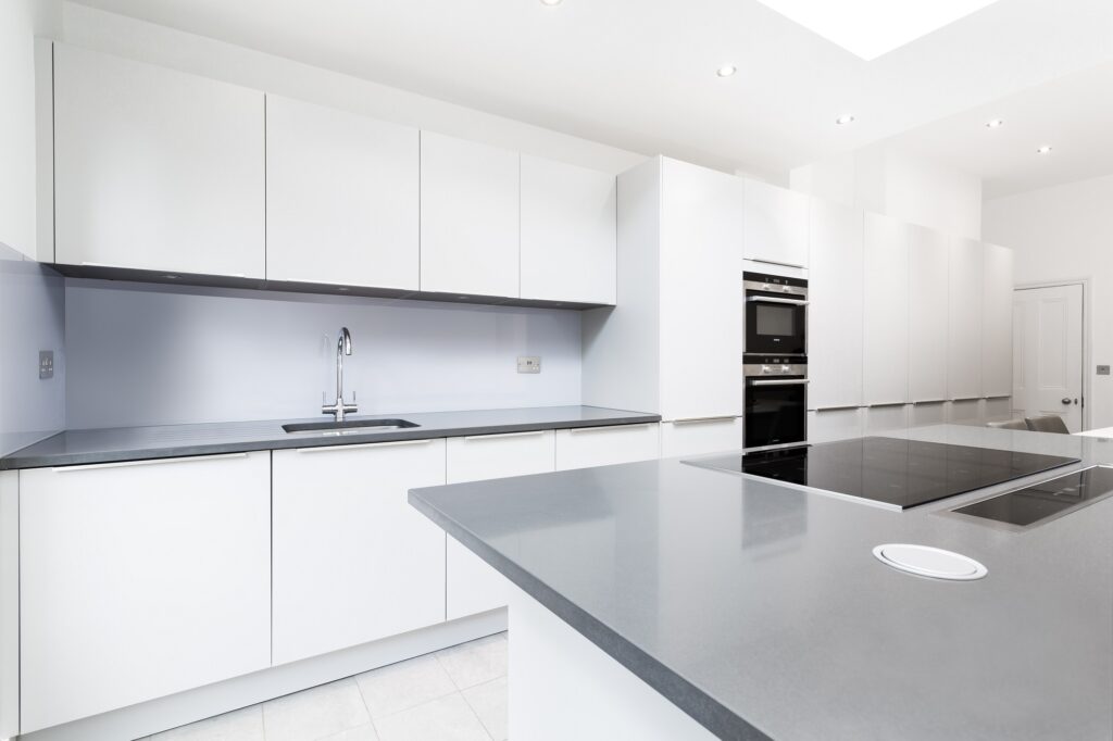 4.Light-grey-matt-kitchen-Copy