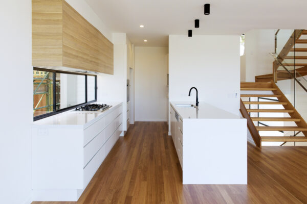 Crystal Polar White