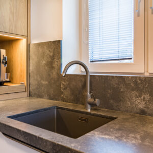 Technistone Residente Dark Installation 2