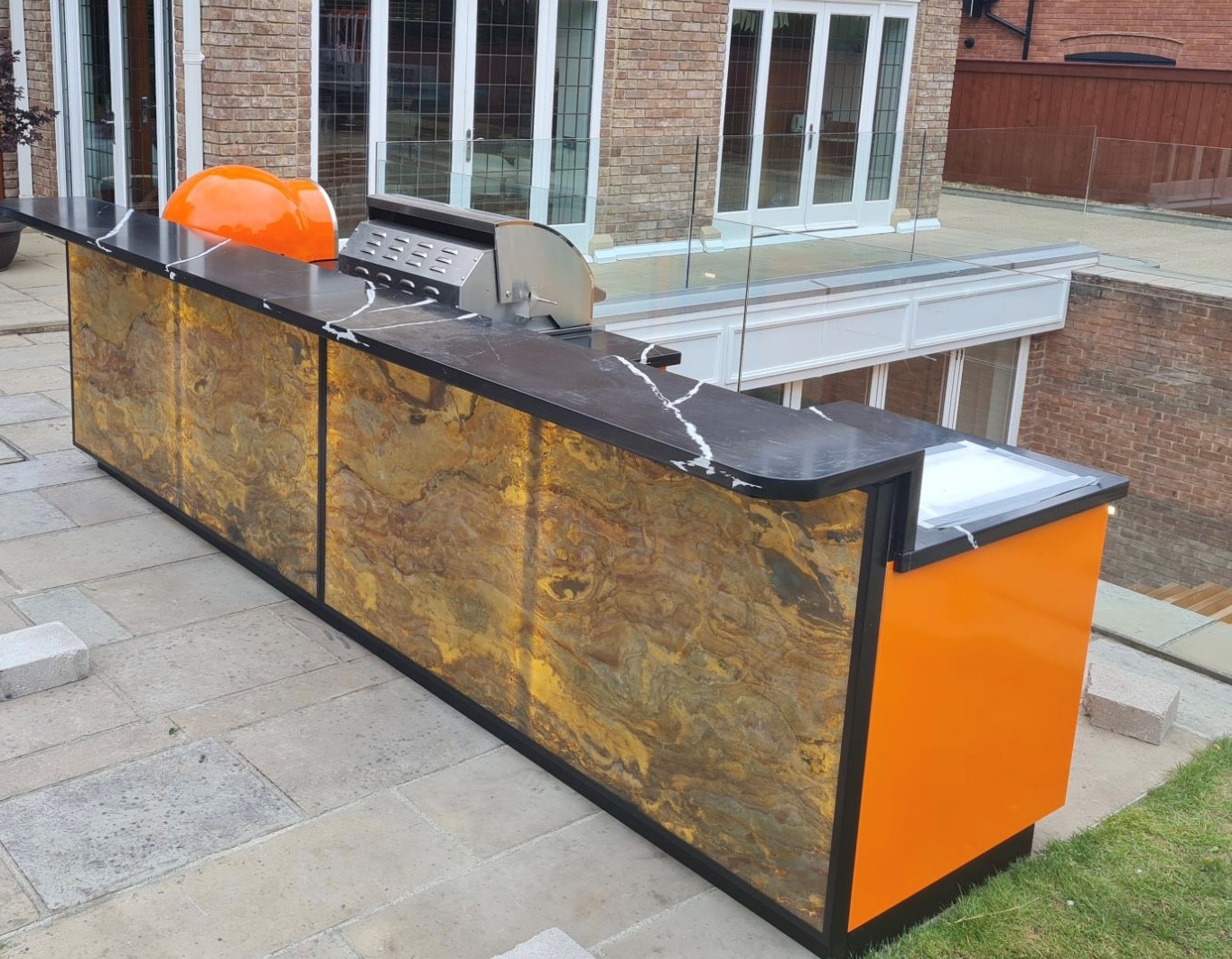 Nero Marquina Outdoor Counter