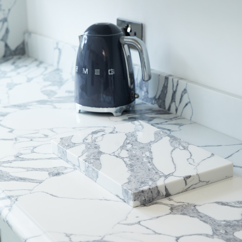 Artemistone-arbescato-installation