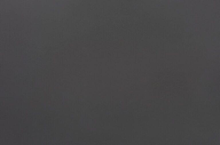 DARK_GREY_Detail