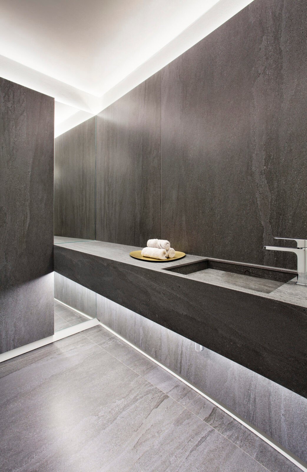 Neolith-Aspen-Grey-2-2-scaled-2.jpg