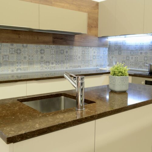 Technistone-Noble-Athos-Brown-Installation-2-1.jpg Noble Athos Brown