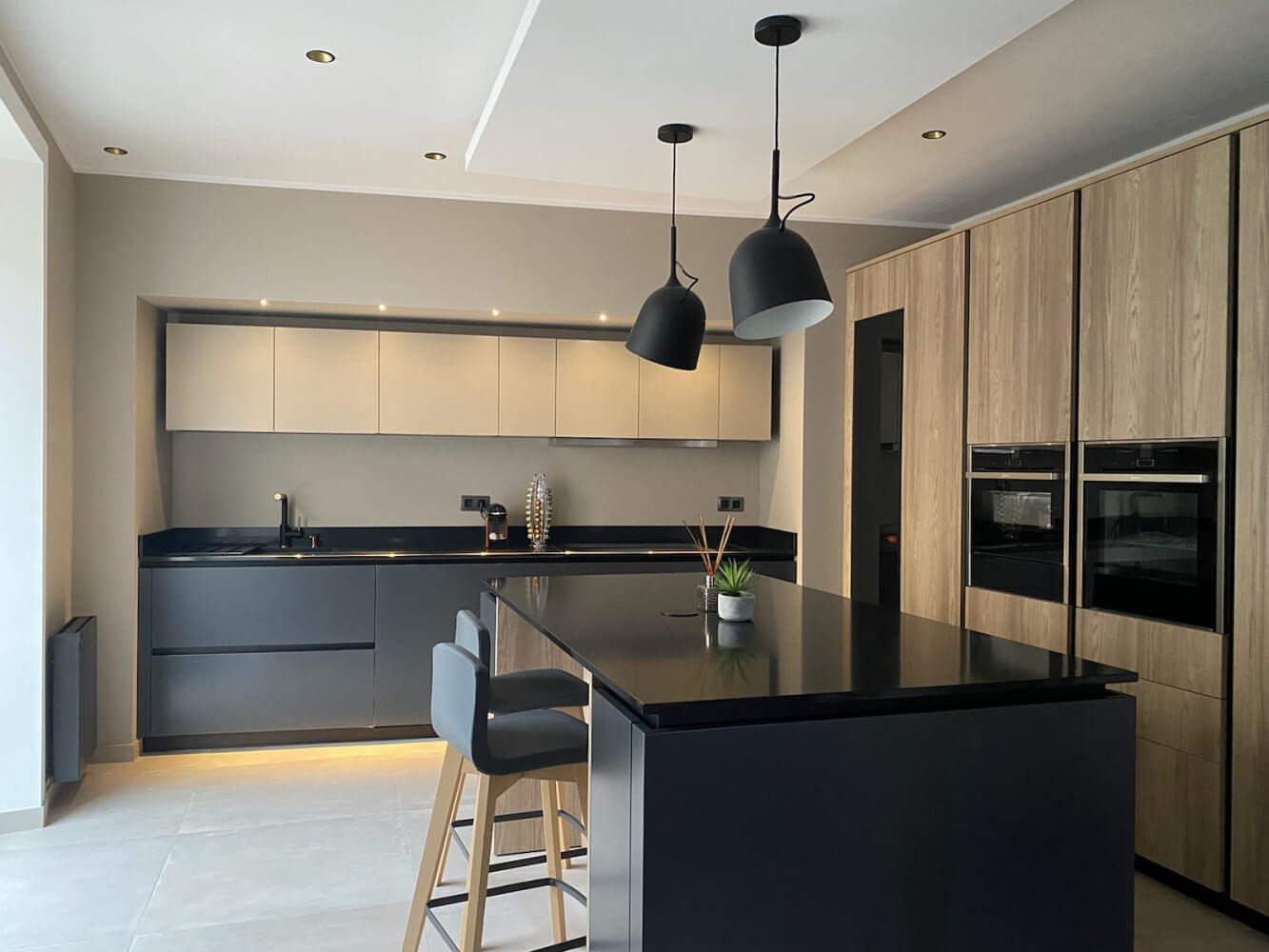 Technistone-Taurus-Black-Installation