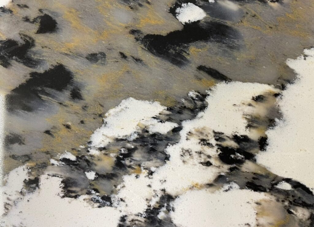 Worldwide-Patagonia-Oro-close