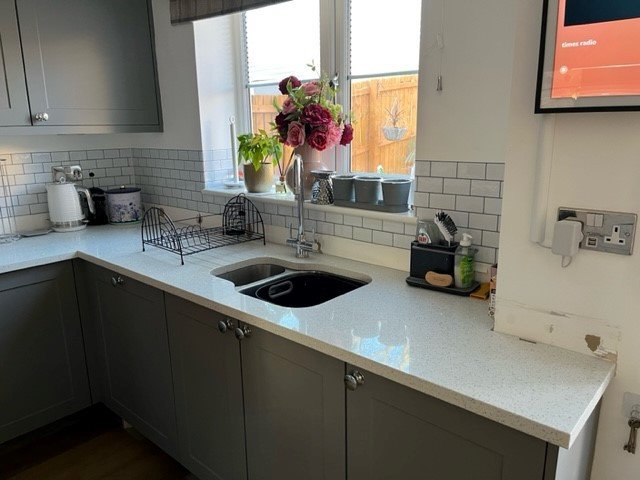 Worldwide-White-Sparkle-Installatio